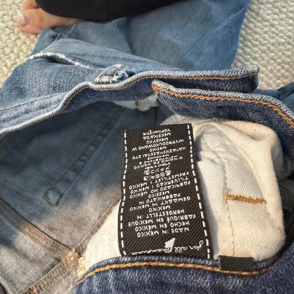 Dark wash crop seven for - Picture 3 of 5